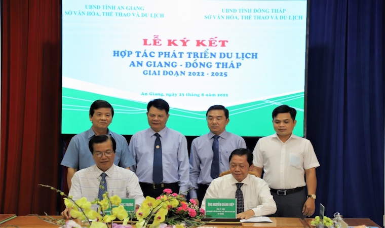 Đồng Tháp và An Giang ký kết hợp tác phát triển du lịch