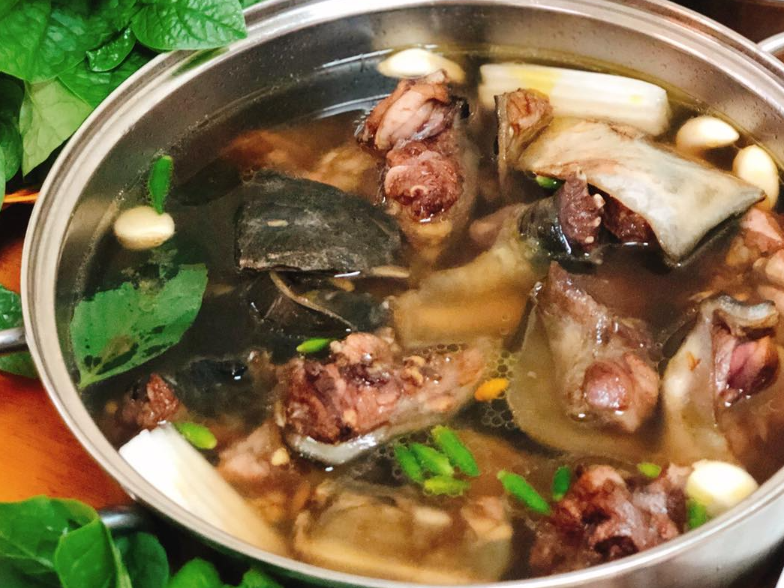 Baba nấu ớt hiểm