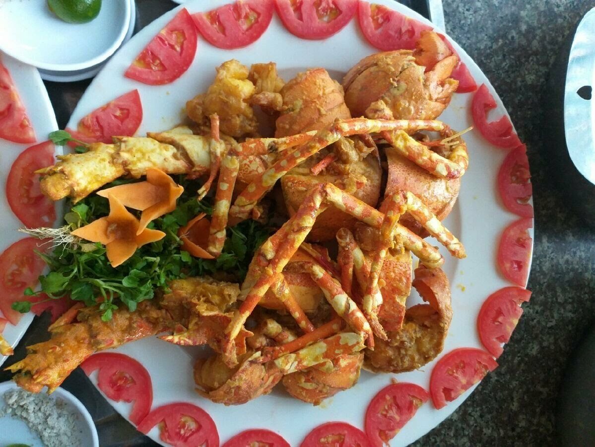 Tôm hùm Hoàng Kim