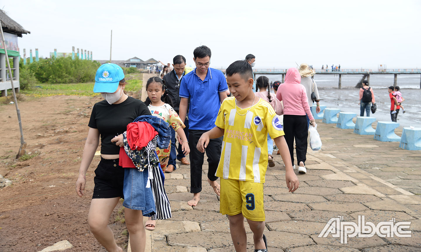 6 ngày nghỉ Tết Nguyên đán 2025, Tiền Giang đón hơn 100 ngàn lượt du khách